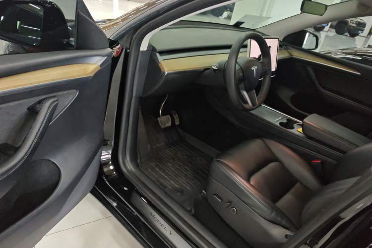 Used Tesla Model Y 2022 Revised Version Rear-Wheel Drive Driver Seat