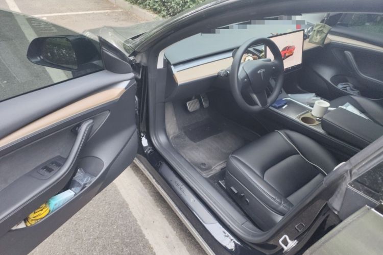 Used Tesla Model 3 2022 Rear-Wheel-Drive Version
