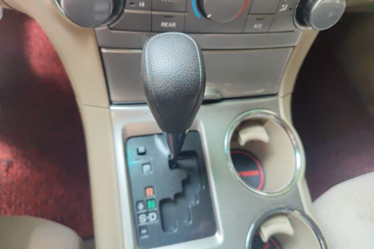 Used Toyota Highlander 2012 2.7L Two-Wheel Drive 7-Seater Elite Edition