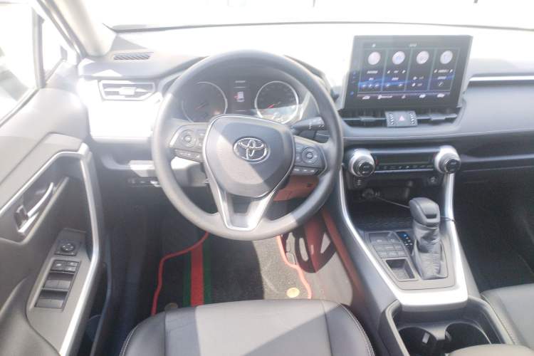 Used Toyota Wildlander 2020 2.0L CVT 4x4 Luxury Edition
