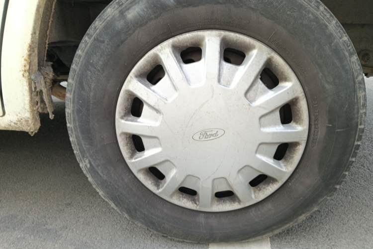 Used Ford Classic Transit 2013 2.8T Diesel Logistics Model with Short Wheelbase and Mid-Roof JX493ZLQ4