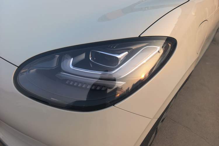 Used Wuling Bingo 2023 333 km Lingxi Connected+ Version
