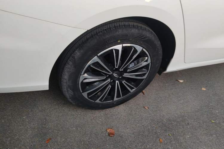 Used Chery Fengyun A8 2024 127 Yufeng Edition Right Rear Wheel Hub