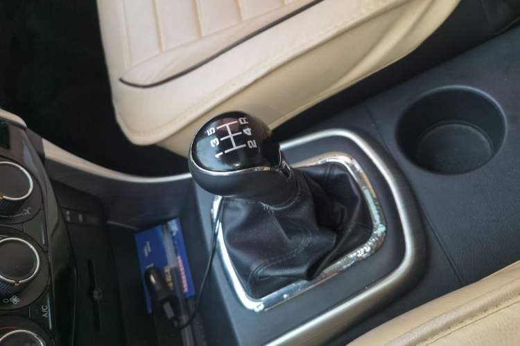 Used FORTHING S500 2016 1.6L Manual Luxury Edition