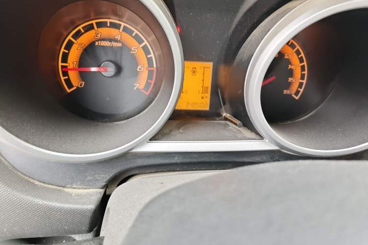 Used CHANGAN KAICHENG Ounuo S 2014 1.5L Base Version
