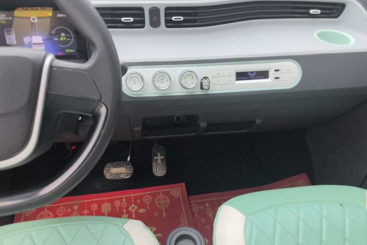 Used Wuling Hongguang MINIEV 2021 Macaron Fashion Model Lithium Iron Phosphate