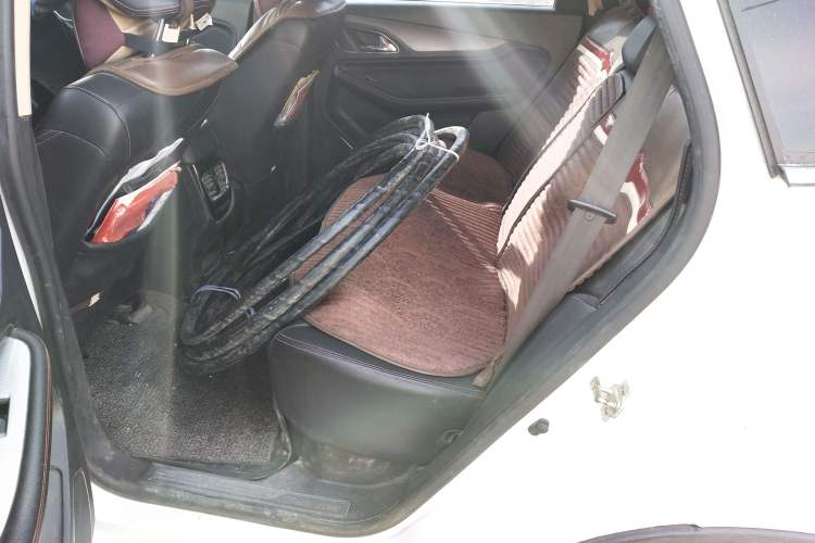 Used Baojun 560 2015 1.8L manual luxury version