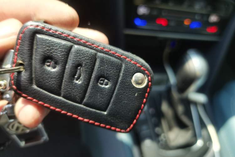 Used Volkswagen Tharu 2024 300TSI Two-Wheel-Drive Full Moon Edition