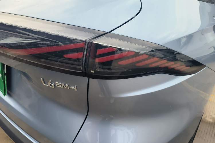 Used Geely Galaxy L6 2025 EM-i 140km Starship Edition
