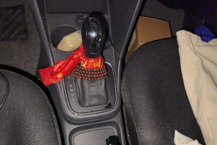 Used Volkswagen Polo 2016 1.4L Automatic Trendy Model Gear Lever