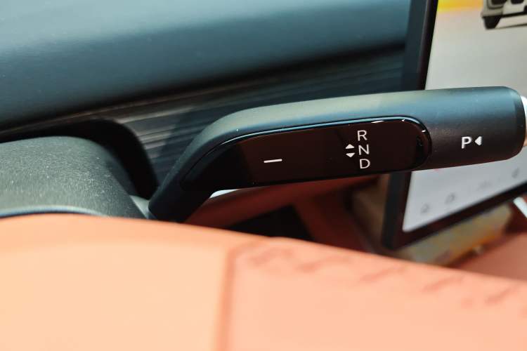 Used ONVO L60 2024 60 kWh Rear-Drive Version
