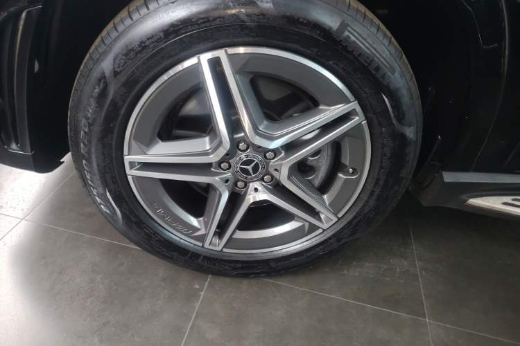 Used Mercedes-Benz GLE Coupe 2020 GLE 450 4MATIC Coupe SUV Fashion Model
