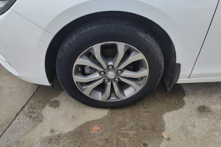 Used Chevrolet Cavalier 2016 1.5L Automatic Xinsong Edition Exterior 4