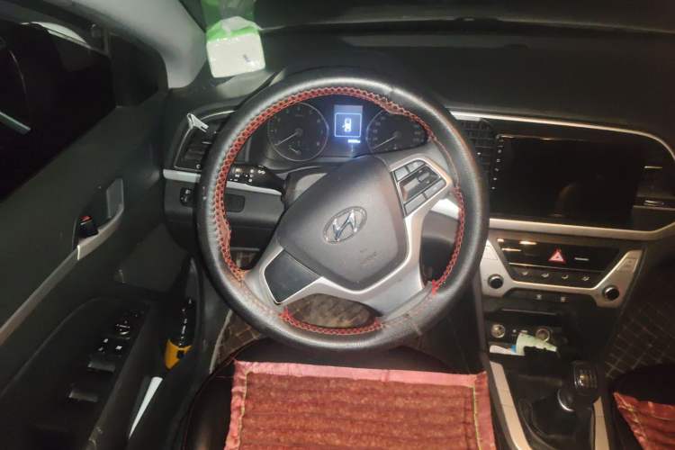 Used Hyundai Elantra (6th Generation / Lingdong) 2016 1.6L Manual ZhiXuan·Youth Edition
