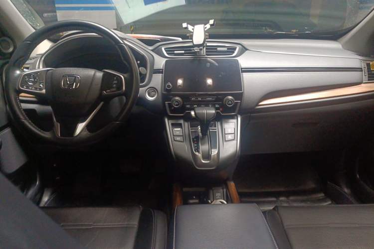Used Honda CR-V 2019 240TURBO CVT 2WD Fashion Edition China VI Center Console