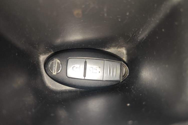 Used Nissan Tiida 2019 1.6L CVT Smart Enjoyment Version China VI Standard Vehicle Key