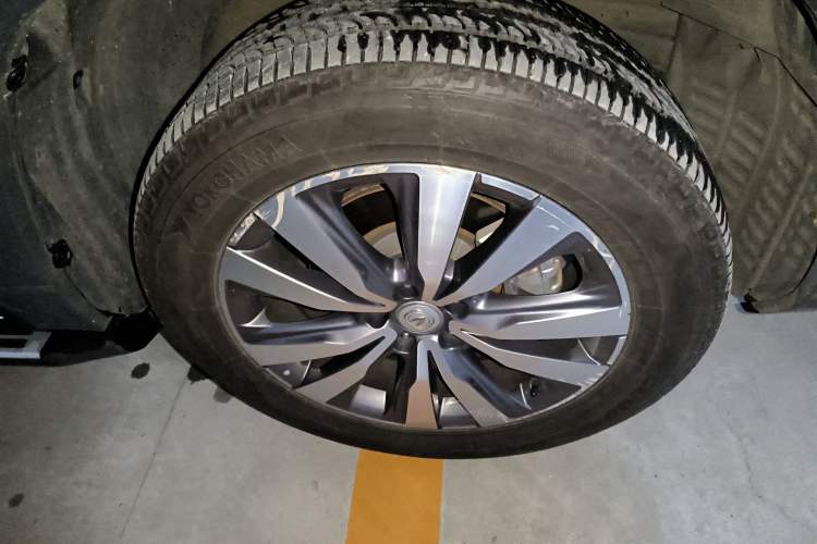 Used CHANGAN CS95 2017 2.0T Two-Wheel Drive Zhitu Edition