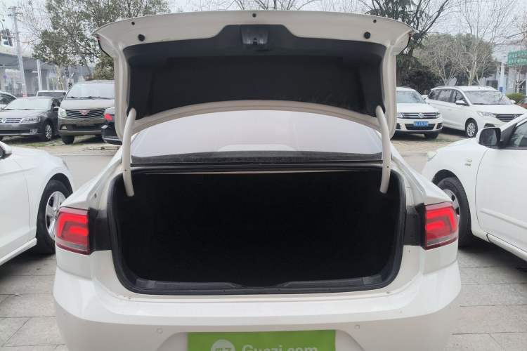 Used Volkswagen Lamando 2018 280TSI DSG Comfort Edition
