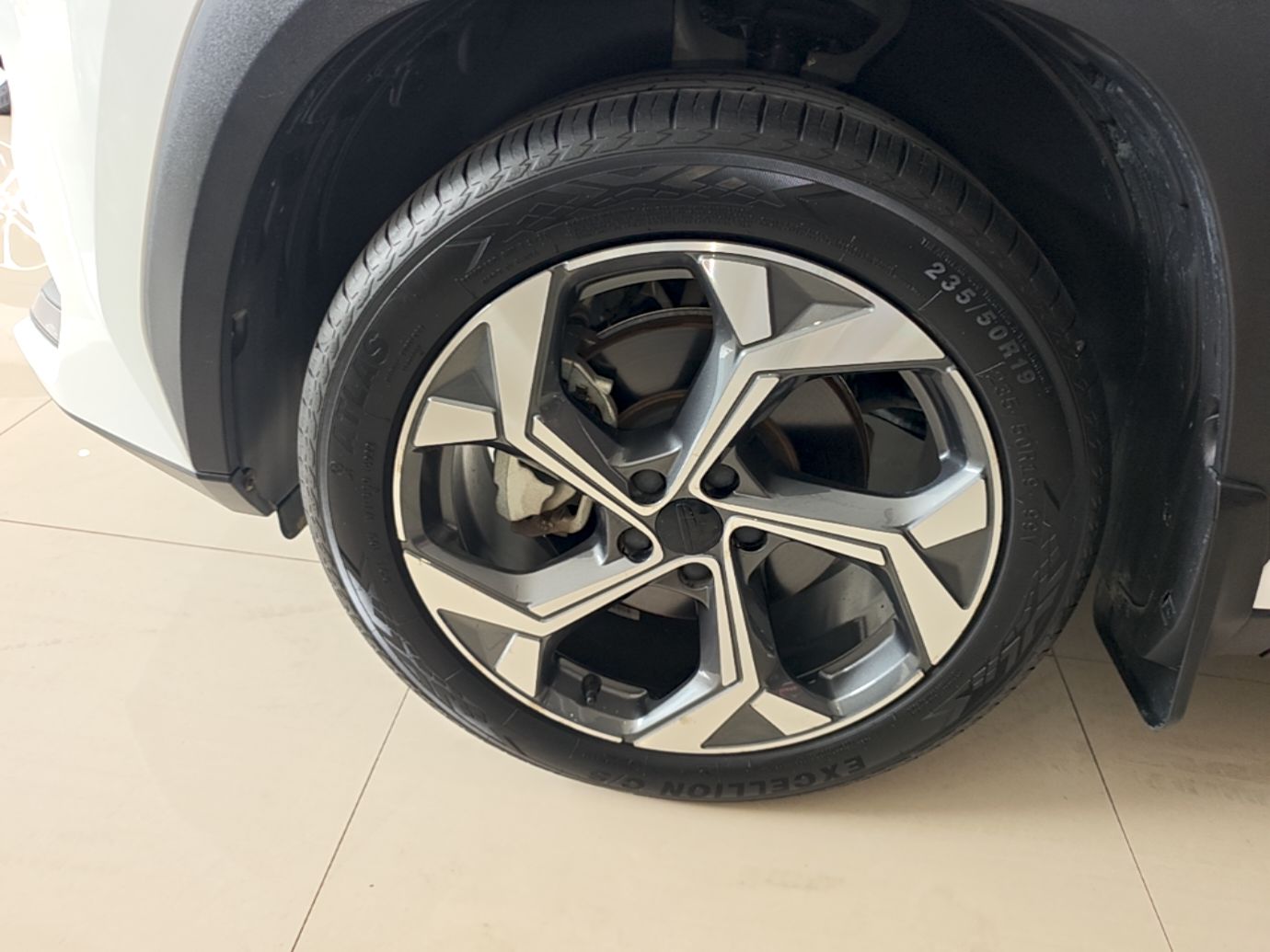 Geely Auto FX11 2023 1.5TD DCT Prestige Edition — снимка 10