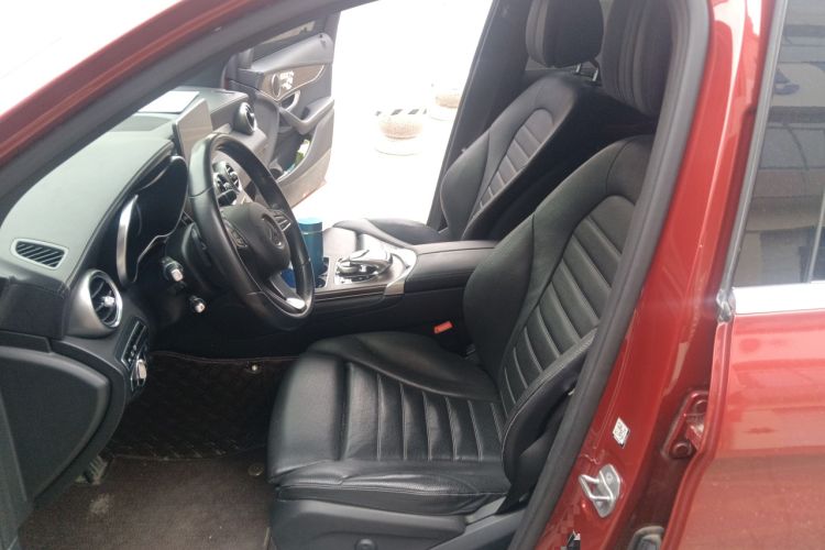 Used Mercedes-Benz GLC 2016 GLC 300 4MATIC Luxury Model
