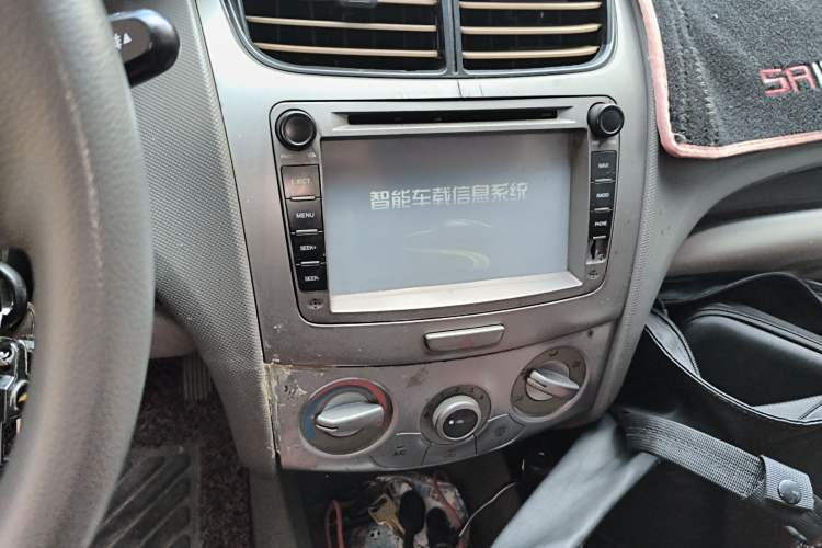 Used Chevrolet Sail 2013 Sedan 1.4L AMT Enjoy Edition Audio And AC Panel