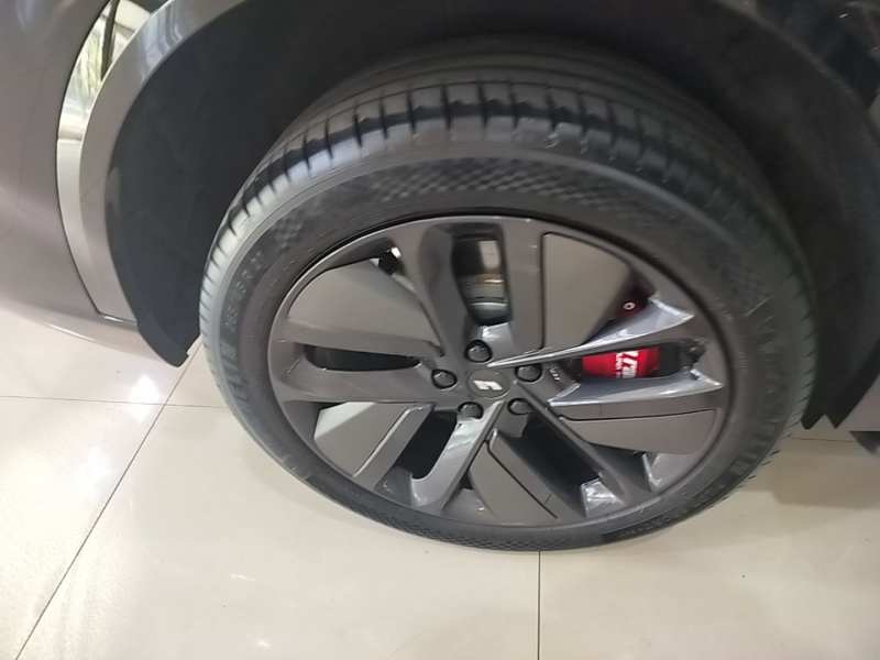 Used Li Auto L9 2022 Max model — 25