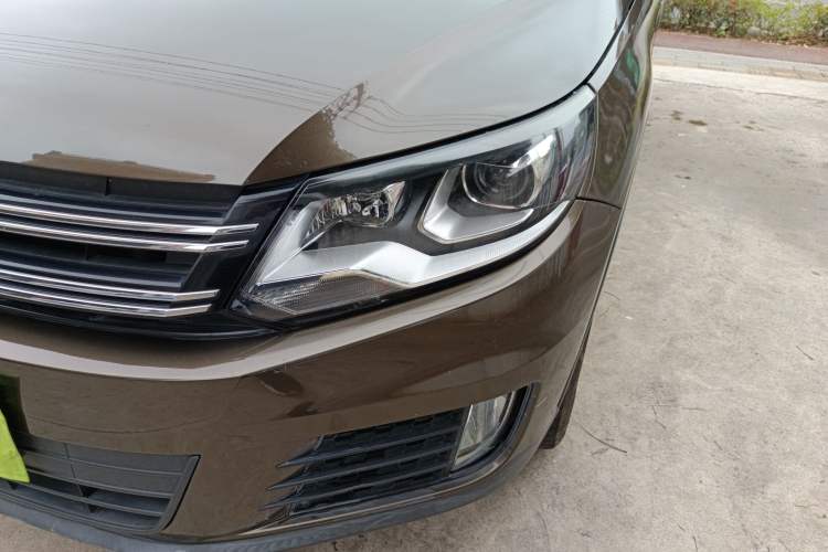 Used Volkswagen Tiguan 2016 280TSI Automatic Two-Wheel-Drive Silk Road Style Edition Left Front Headlight