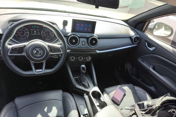 Used Dongfeng Fengon 500 2022 1.5L CVT Enjoyment Version Audio And AC Panel