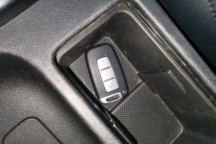 Used Hyundai Elantra (5th Generation / Langdong) 2012 1.6L Automatic Leading Model Vehicle Key