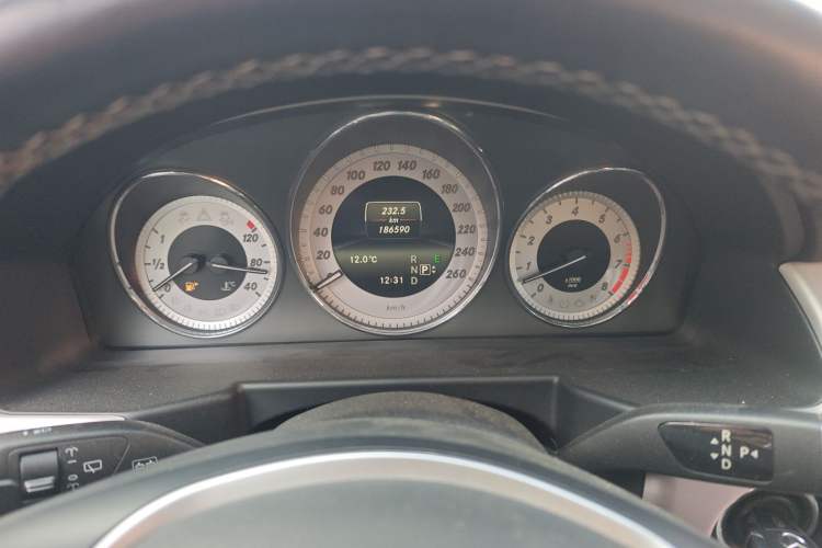 Used Mercedes-Benz GLK-Class 2013 GLK 300 4MATIC Dynamic Sunroof Model
