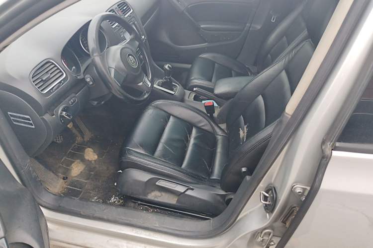 Used Volkswagen Golf 2012 1.4 TSI Manual Comfort Edition Left Front Seat