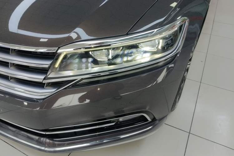 Used Volkswagen Phideon 2016 380TSI Two-Wheel-Drive Supreme Edition