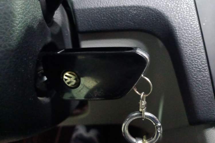 Used Skoda Rapid 2015 1.6L Automatic Smart Selection Model
