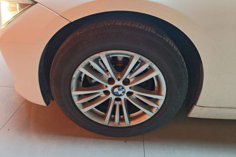 Used BMW 3 Series 2014 320Li Fashion Model