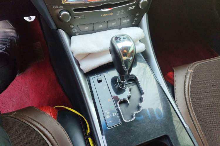 Used Lexus IS 2011 250C
