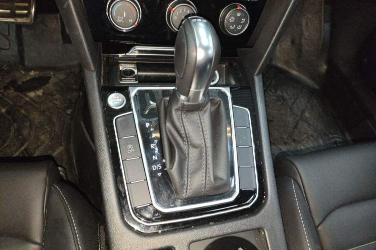 Used Volkswagen Magotan 2025 Zhongxiang Version 280TSI DSG Comfort Edition