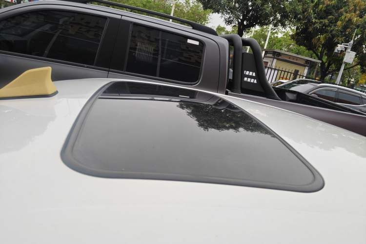 Used Ford Escort 2015 1.5L Automatic Fashion Model