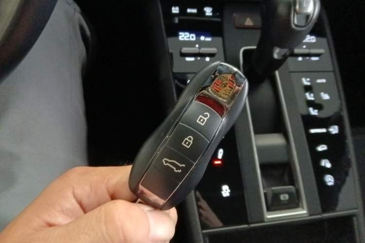 Used Porsche Macan 2022 Macan 2.0T Interior 1