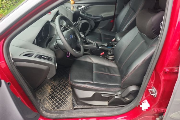 Used Ford Focus 2012 Hatchback 1.6L Automatic Comfort Model Left Front Seat