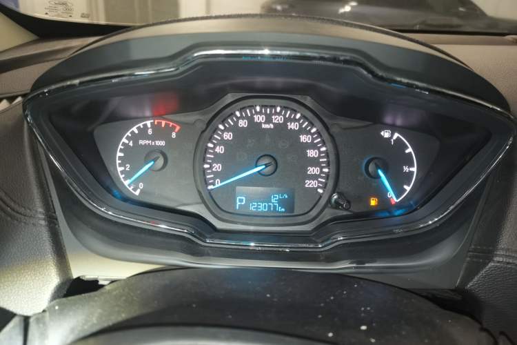 Used Ford Escort 2015 1.5L Automatic Fashion Model