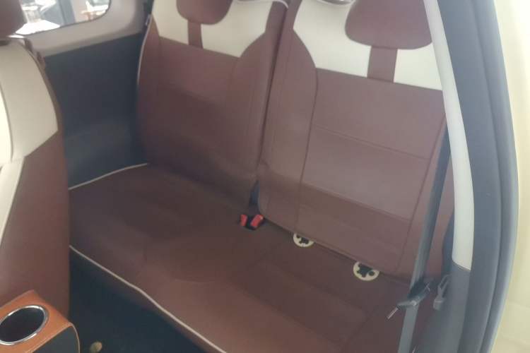 Used CHANGAN NEVO Lumin 2023 301km Honey Dew Edition Left Rear Seat