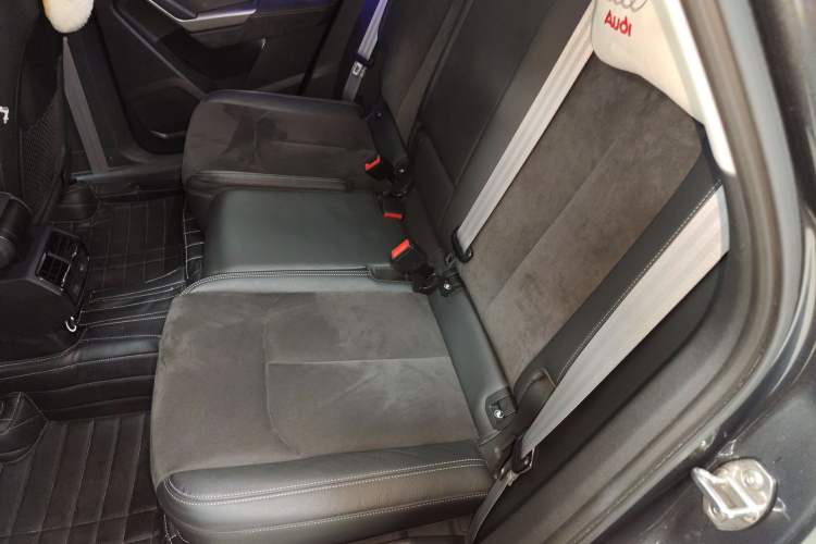 Used Audi Q3 2021 35 TFSI Fashion Dynamic Model