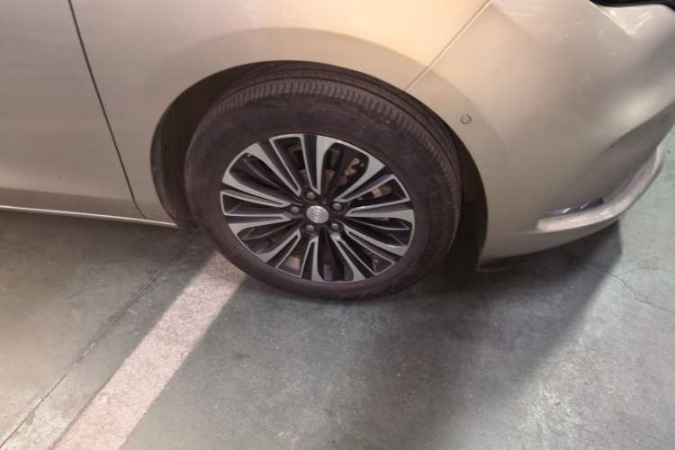 Used Buick GL8 2020 ES Land Cruiser 653T Luxury Model
