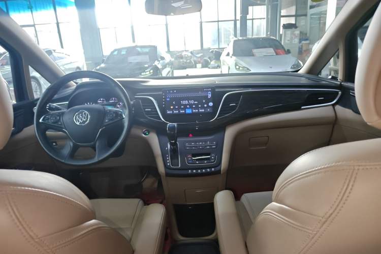 Used Buick GL8 2017 ES 28T Premium Version China V Standard