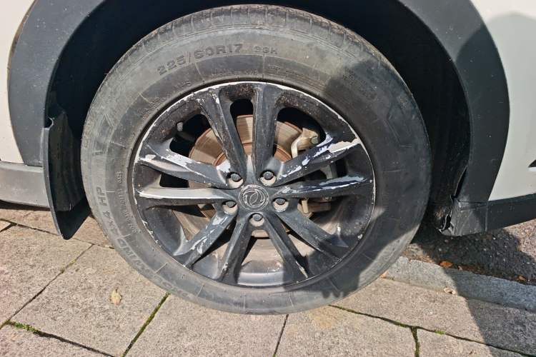 Used Dongfeng Fengon 580 2017 1.8L Manual Comfort Model Right Front Wheel Hub