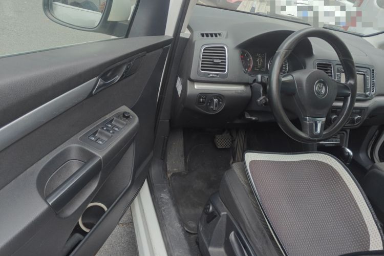 Used Volkswagen Sharan 2013 1.8TSI Standard Model Euro IV Driver Seat