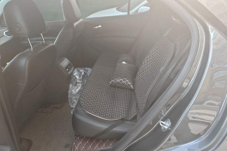 Used Chevrolet Equinox 2019 535T Automatic YuJie Edition China V Standard