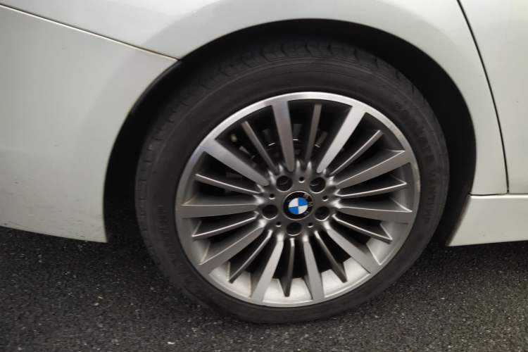 Used BMW 3 Series 2019 320Li Fashion Model
