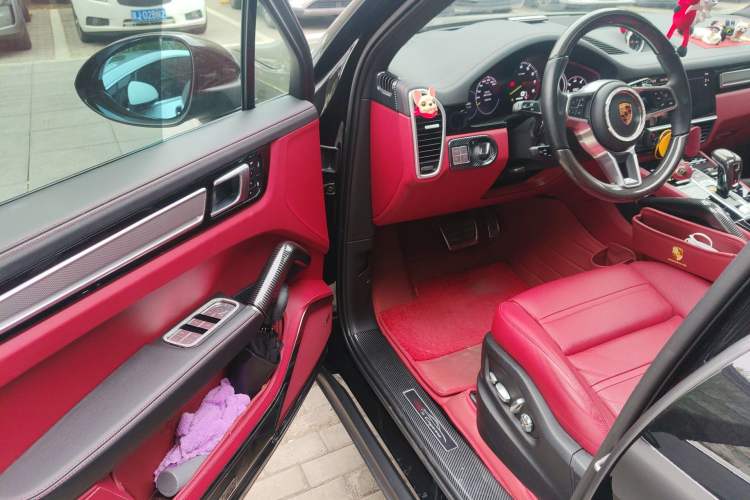 Used Porsche Cayenne E-Hybrid 2023 Cayenne E-Hybrid 2.0T Platinum Edition Driver Seat