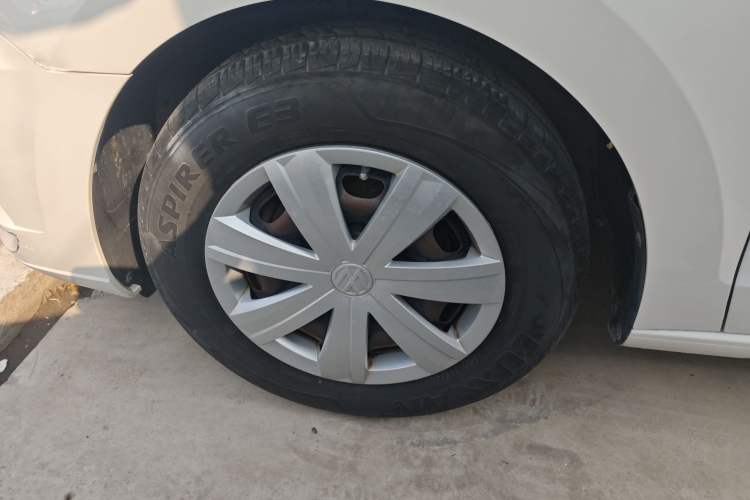 Used Volkswagen Jetta 2017 1.5L Manual Fashion Edition